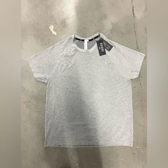 NWT Men’s RHONE Versatility Seamless Performance T-Shirt Gray Vapor Training Gym - Picture 3 of 8